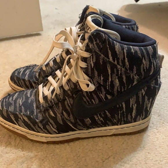 nike dunk sky high shoes